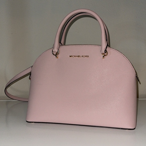 MAKE AN OFFER | Michael Kors Baby Pink Large Emmy Dome Purse/Satchel 💗 - Picture 6 of 16
